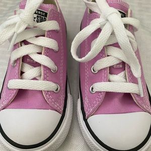 Pink converse size 8 toddler